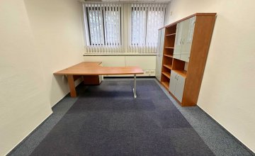 Pronájem nebytových prostor - tři kanceláře včetně sociálního zázemí, centrum Baťova | I-reality.eu