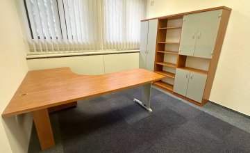 Pronájem nebytových prostor - tři kanceláře včetně sociálního zázemí, centrum Baťova | I-reality.eu