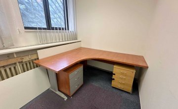 Pronájem nebytových prostor - tři kanceláře včetně sociálního zázemí, centrum Baťova | I-reality.eu