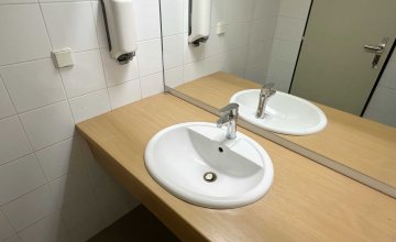 Pronájem nebytových prostor - tři kanceláře včetně sociálního zázemí, centrum Baťova | I-reality.eu