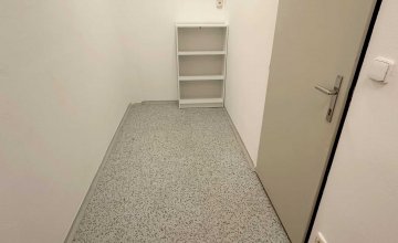 Pronájem nebytových prostor - tři kanceláře včetně sociálního zázemí, centrum Baťova | I-reality.eu