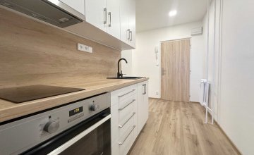 Prodej bytu 1+kk po právě dokončené kompletní rekonstrukci, Otrokovice Trávníky | I-reality.eu