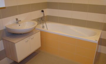 Pronájem prostorného bytu 2+1 Valašské Klobouky - centrum města | I-reality.eu